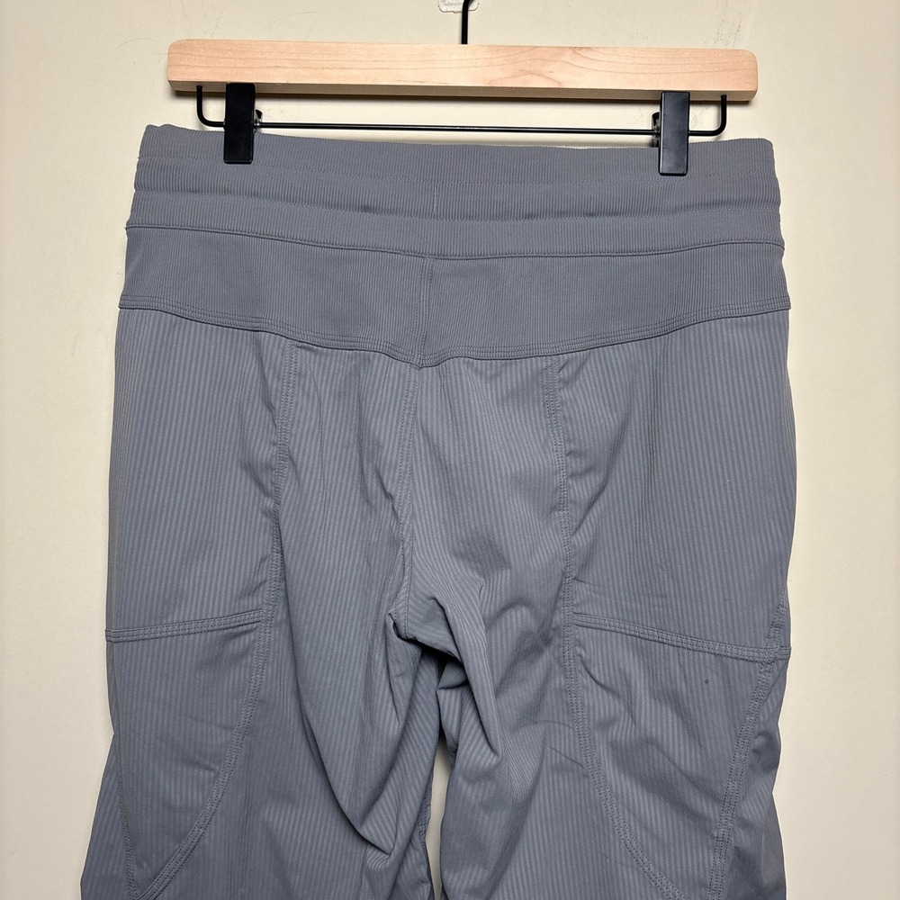 Lululemon Gray Pinstripe Dance Studio Drawstring Ruched Leg Jogger Pants Women 6 - Picture 6 of 9